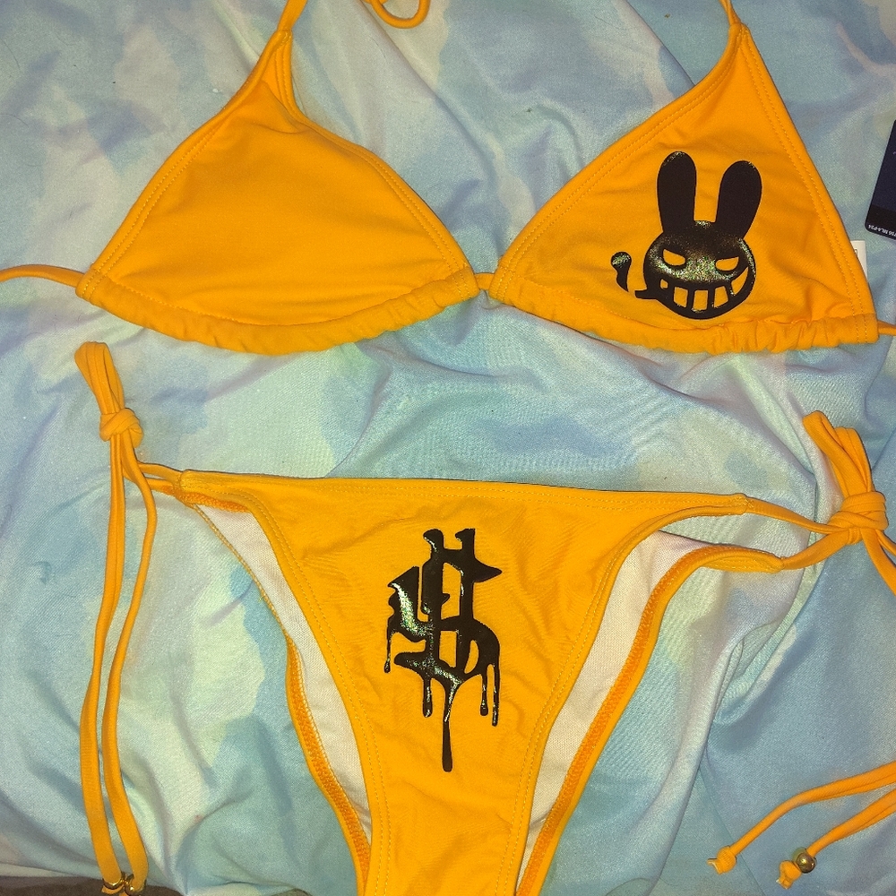 Bathing suit